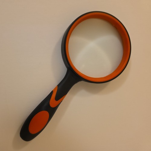 Ergonomic 10x magnifying glass - ergonomic,